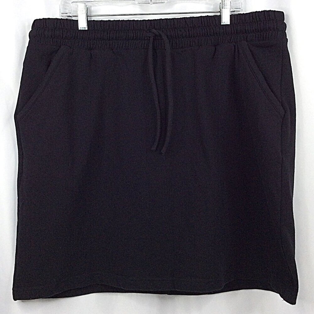 NWT Torrid 1 Fleece Skirt Womens‎ Size 1X Black Drawstring Elastic Waist